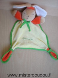 Doudou Lapin Takinou Jaune orange vert marron dessous blanc 