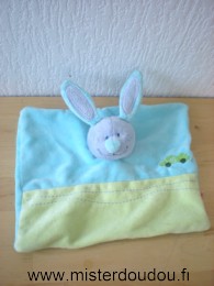 Doudou Lapin Tex Bleu vert avec voiture brodée 