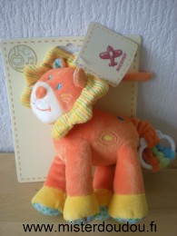 Doudou Lion Nicotoy Orange Lion musical

une jambe fait bruit de papier