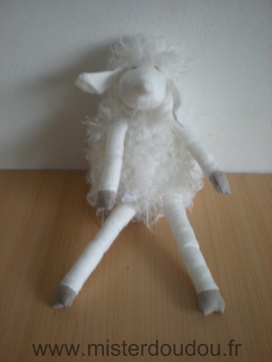 Doudou Mouton Alana Blanc 