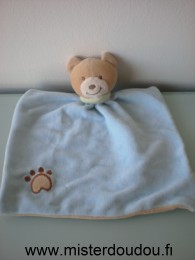 Doudou Ours Amtoys Bleu dessus avec une patte brodée, beige dessous 