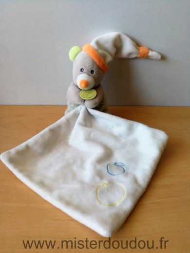 Doudou Ours Baby nat Gris bonnet blanc mouchoir pommes 