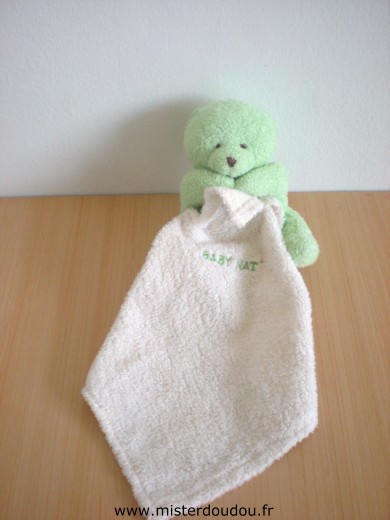 Doudou Ours Baby nat Vert mouchoir écru 