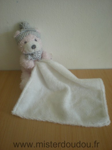 Doudou Ours Casino Rose mouchoir blanc 