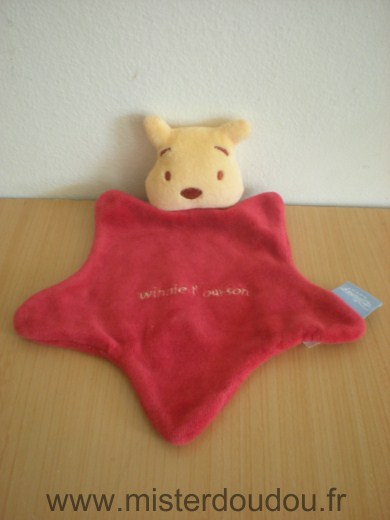 Doudou Ours Disney Etoile rouge winnie l ourson 