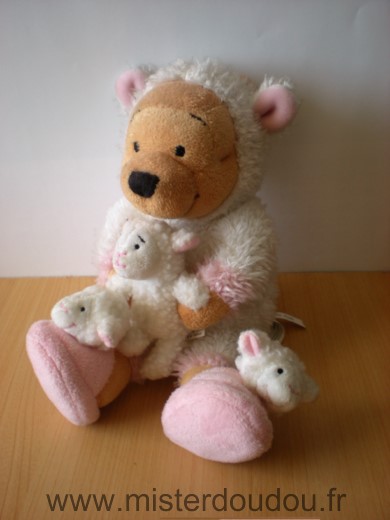 Doudou Ours Disney Winnie deguise en mouton blanc rose 