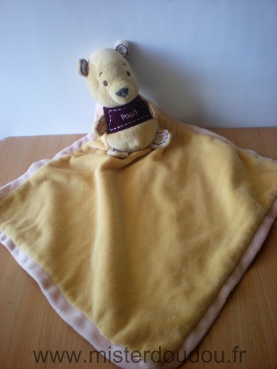 Doudou Ours Disney Winnie jaune bord rose 