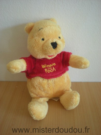 Doudou Ours Disney Winnie jaune tshirt rouge winnie the pooh tout en velours 