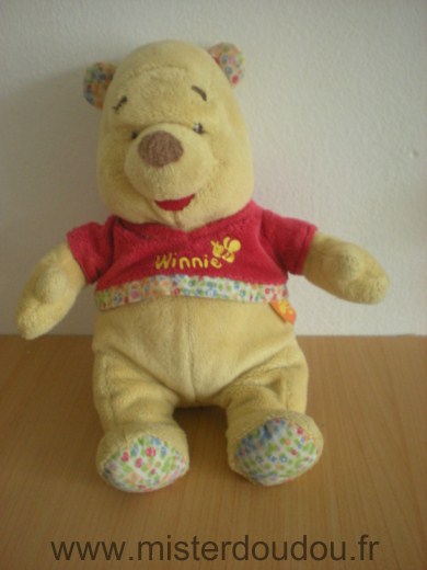 Doudou Ours Disney Winnie l ourson kiabi nicotoy 