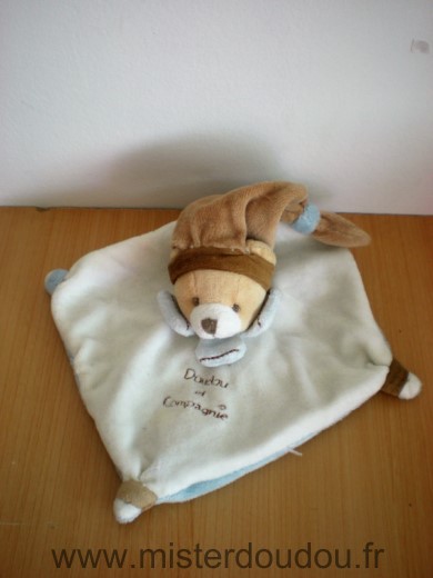 Doudou Ours Doudou et compagnie Blanc desssous bleu bonnet marron col bleu 