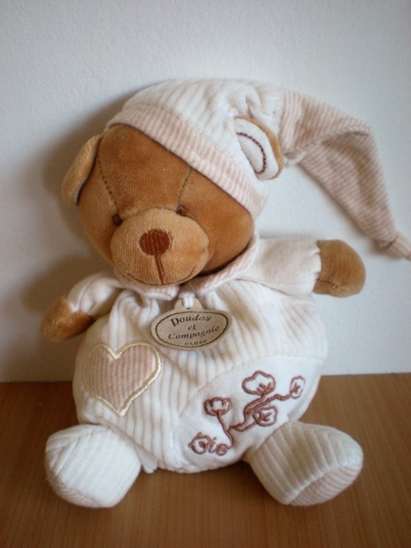 Doudou Ours Doudou et compagnie Blanc ecru marron bio coeur 