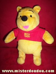 Doudou Ours Fisher-price Jaune tshirt rouge Winnie the pooh