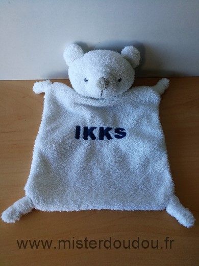 Doudou Ours Ikks Blanc ikks bleu 