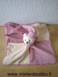 Doudou Ours Plush4you Beige rose bonnet rose, tissus blanc dessous 