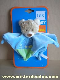 Doudou Ours Tex Bleu vert avec brodé un tracteur et des arbres 