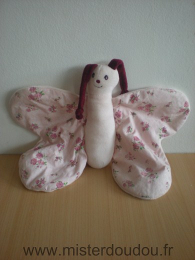 Doudou Papillon Nounours Rose motifs fleurs 