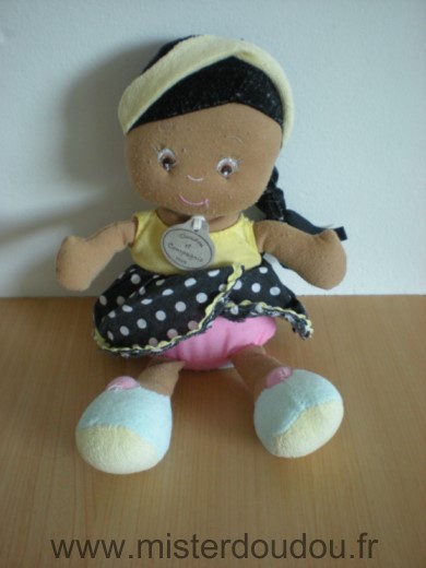 Doudou Poupée Doudou et compagnie Marron tshirt jaune jupe noire Tissus bouloché
