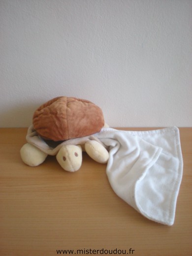 Doudou Tortue Nature et découvertes Marron mouchoir blanc 