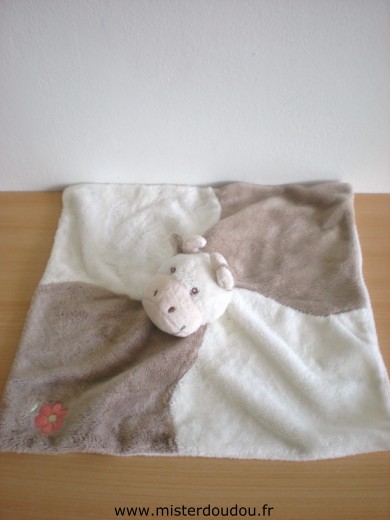 Doudou Vache Jollybaby Ecru marron avec une fleur rose brodée 