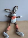 Lapin-Les-petites-marie-Marron-blanc-foulard-orange-carotte