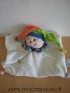 Arlequin-Baby-nat-Blanc-col-bleu-bonnet-orange-vert