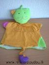 Chat-Bledina-Orange-vert-violet-devant--et-vert-derriere