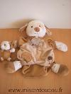 Chien-Doudou-et-compagnie-Daffy-avec-bebe-chien-blanc-beige-marron