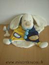 Chien-Doudou-et-compagnie-Hugo-bleu-jaune-blanc-avec-un-os