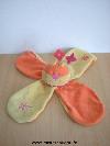 Fleur---Marque-non-connue---Petales-jaune-orange-avec-broderies-fleurs