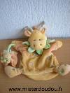 Girafe-Doudou-et-compagnie-Orange-jaune-col-vert-avec-bebe