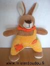 Lapin-0-Marron-jaune-carotte-brodee-orange