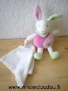 Lapin-Baby-nat-Rose-vert-mouchoir-blanc