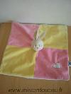 Lapin-Cp-international-Rose-jaune-coeur-blanc