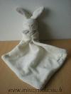 Lapin-Doudou-et-compagnie-Ecru-mouchoir-ecru-derriere-des-oreilles-gris