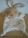 Lapin-Doudou-et-compagnie-Marron-blanc-coeur-bio