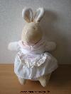 Lapin-Eden-Beige--jupe-rayee-bleu-blanc-foulard-rose