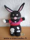 Lapin-Latitude-En-tricot-marron-fonce-pull-rose-rouge-Quelques-bouloches