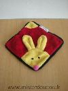 Lapin-Malaysia-airlines-Carre-rouge-lapin-jaune
