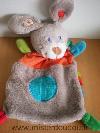 Lapin-Mots-d-enfants-Gris-orange-rond-bleu-echarpe-rayee