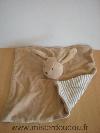 Lapin-Natalys-Beige-raye-beige-blanc-dessous