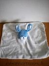 Lapin-Rivadis-Blanc-bleu-Velours-dessus--tissus-dessous