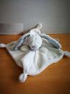 Lapin-Simba-toy-Nicotoy-blanc-gris-rayures-foulard-bb