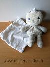 Mouton-Berlingot-Beoge-mouchoir-blanc