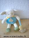 Mouton-Doudou-et-compagnie-Bleu-vert-blanc-tenant-un-escargot