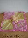 Ours-Disney-Winnie-pooh-couverture-jaune-rose