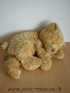 Ours-0-Ours-allonge-qui-dort-beige