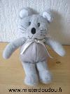 Souris-0-Tissus-eponge-gris-Tissus-un-peu-bouloche