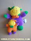 Vache-Nicotoy-Violet-jaune-vert-et-orange-jaune-Maman-vache-avec-bebe